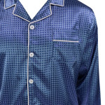 Satijnen Pyjama | Blauw Wit Gestipt | www.pietkoopmans.nl