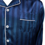 Satijnen Pyjama | Marine Blauw Gestreept | www.pietkoopmans.nl