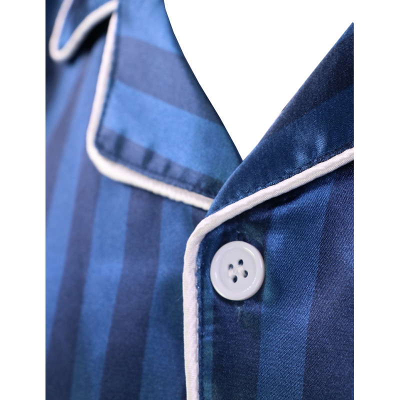 Satijnen Pyjama | Marine Blauw Gestreept | www.pietkoopmans.nl