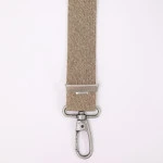 Sterke Bretel Karabijnhaak | Beige Jeans Look | www.pietkoopmans.nl