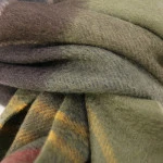 Barbour Cashmere Shawl | Olijf | www.pietkoopmans.nl