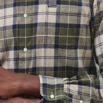 Barbour Overhemd Flanel Fortrose | Olijf | www.pietkoopmans.nl