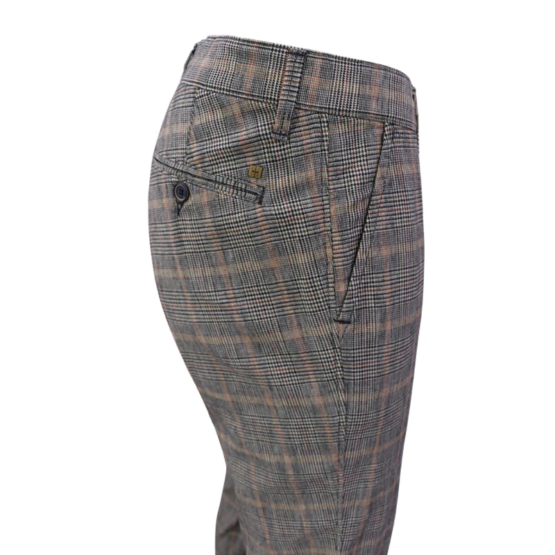 Club of Comfort Chino Broek | Linnen Geruit | www.pietkoopmans.nl