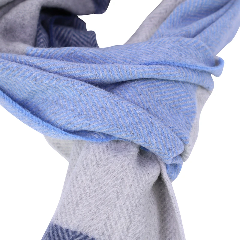 Dante Kasjmier Shawl | Visgraat Grijs | www.pietkoopmans.nl