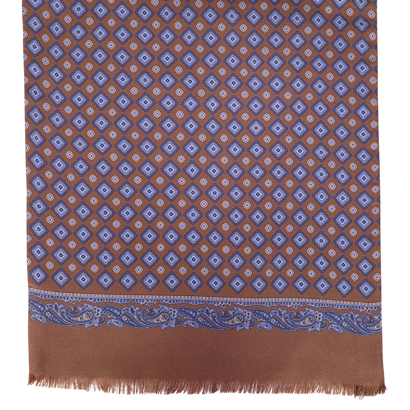 City Sport Zijde Modaal Shawl | Bruin Blauwe medallions | www.pietkoopmans.nl