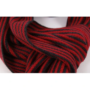 Shawl Tricot | Rood Antra Gestreept | www.pietkoopmans.nl