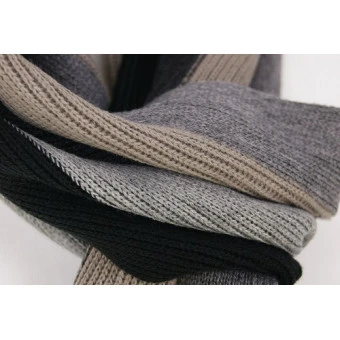 Shawl Tricot | Zwart Grijs Gestreept | www.pietkoopmans.nl