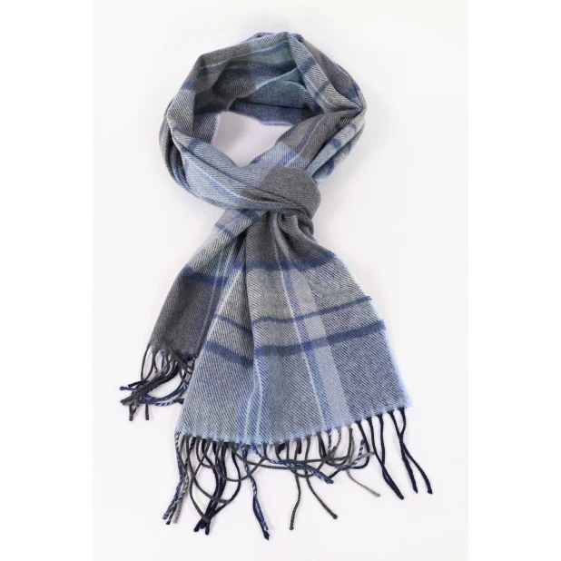 John Hanly Shawl Merino | Raf Lichtgrijs Geruit | www.pietkoopmans.nl