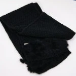 Seeberger Shawl Pompoenetjes | Zwart | www.pietkoopmans.nl