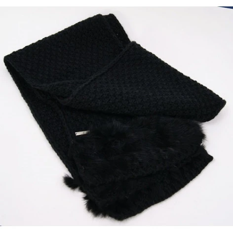 Seeberger Shawl Pompoenetjes | Zwart | www.pietkoopmans.nl