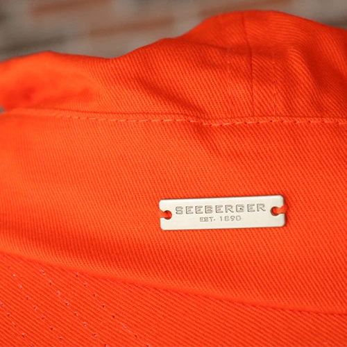 Seeberger Cap met grote klep | Oranje | www.pietkoopmans.nl