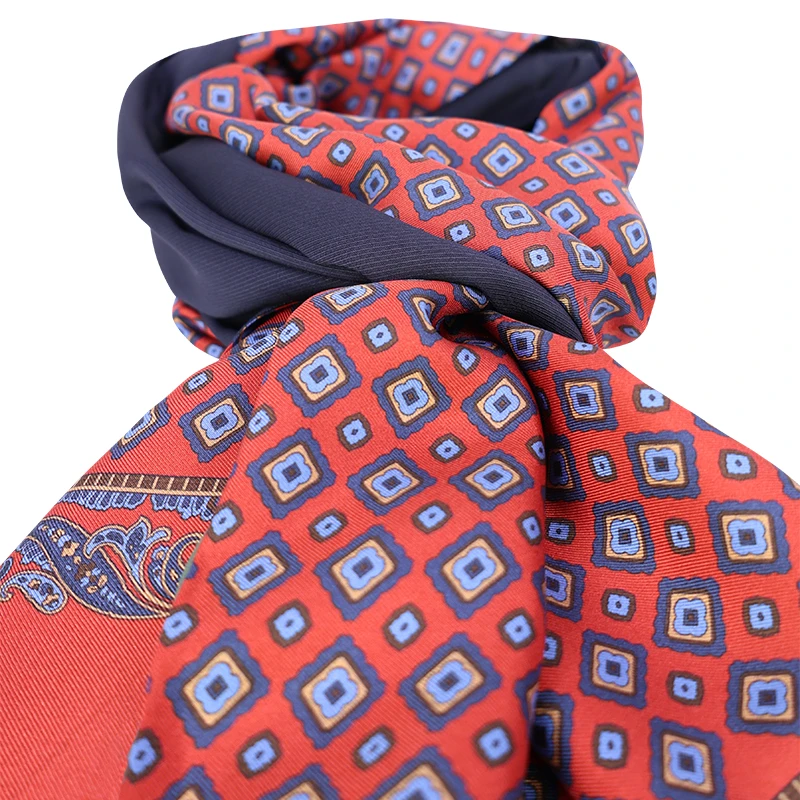 City Sport Zijde Modaal Shawl | Rood Blauw Medallions | www.pietkoopmans.nl