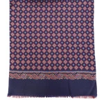City Sport Zijde Modaal Shawl | Navy Bordeaux Medallions | www.pietkoopmans.nl