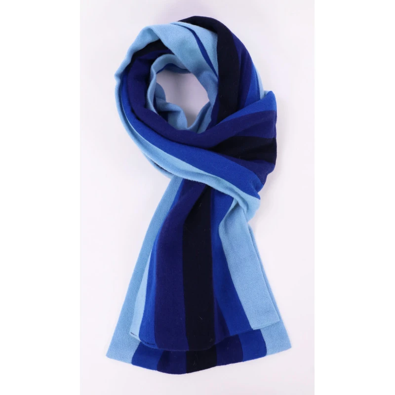 College Shawl Bradford | Kobalt Marine | www.pietkooopmans.nl