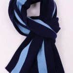College Shawl Falmouth | Lichtblauw Navy | www.pietkooopmans.nl