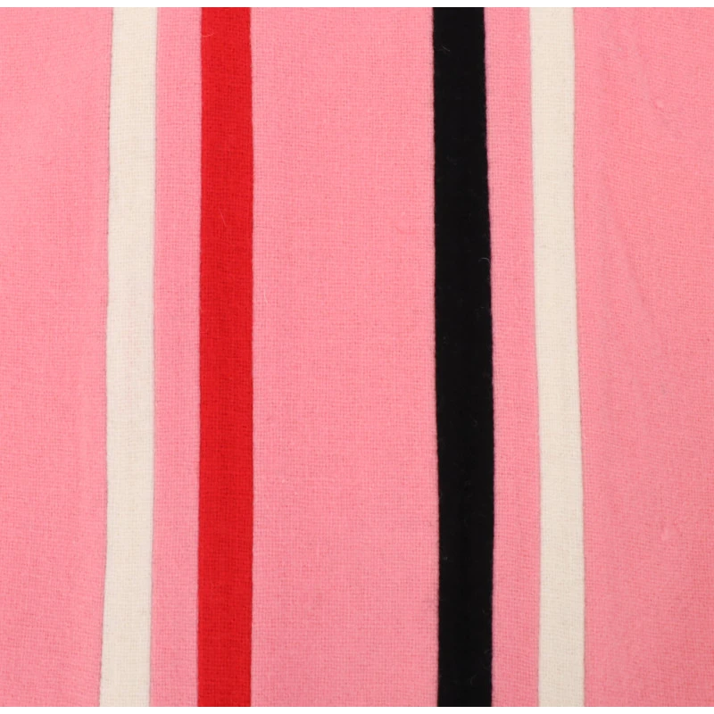 College Shawl Hasting | Roze Room Rood Zwart | www.pietkooopmans.nl