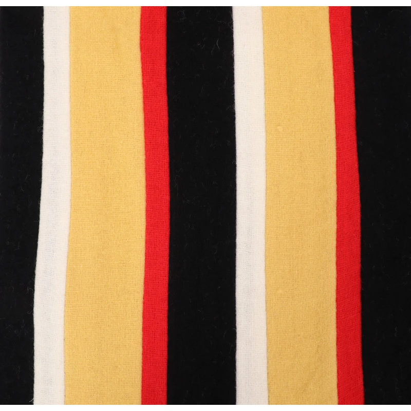 College Shawl Sheffield | Geel Rood Zwart | www.pietkooopmans.nl