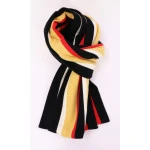 College Shawl Sheffield | Geel Rood Zwart | www.pietkooopmans.nl