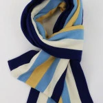 College Scarf | Barnet | www.pietkooopmans.nl