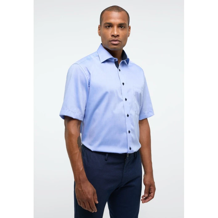 Eterna Shirt Korte Mouw Comfort Fit | Lichtblauw | www.pietkoopmans.nl