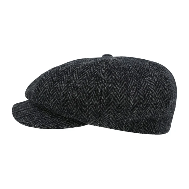 Wellington Newsboy | Harris Tweed Zwart | www.pietkoopmans.nl