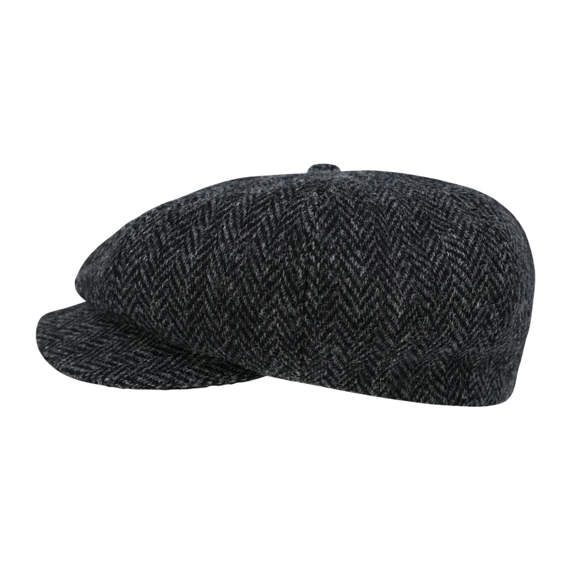 Wellington Newsboy | Harris Tweed Zwart | www.pietkoopmans.nl