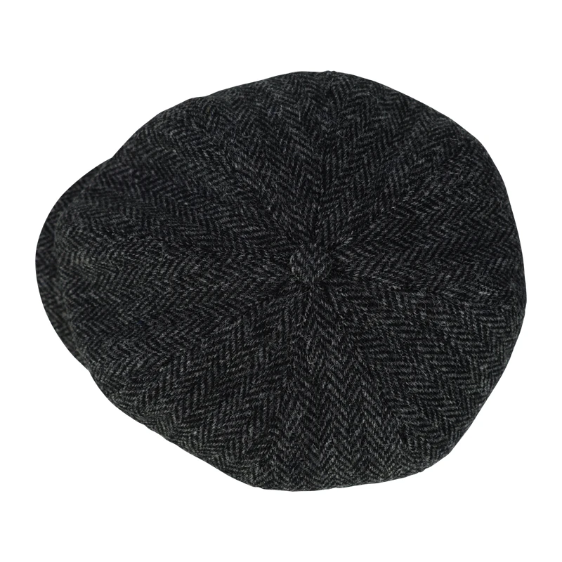 Wellington Newsboy | Harris Tweed Zwart | www.pietkoopmans.nl