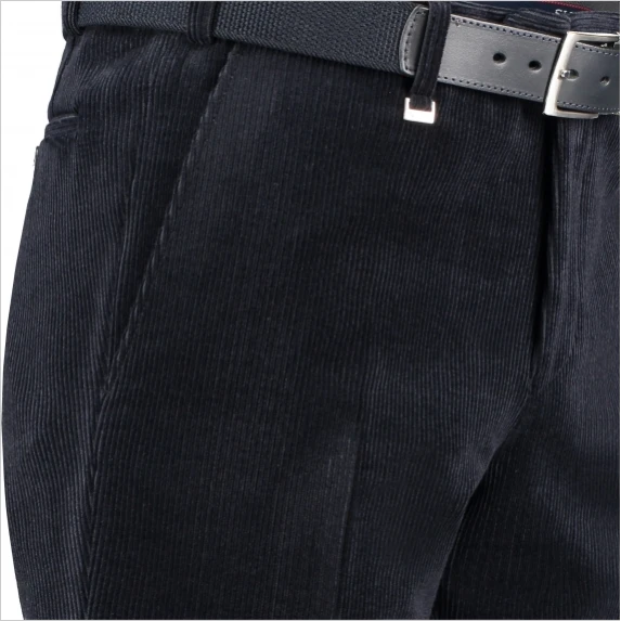 Duke Corduroy Broek | Marine  | www.pietkoopmans.nl 
