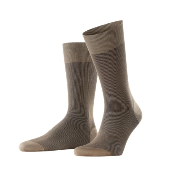 Falke Sokken Fine Shadow| Taupe  | www.pietkoopmans.nl